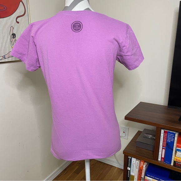 Life is Good Small Pink Mountain Mama V-neck Graphic Tee 100% Cotton Crusher Tee - Picture 13 of 14